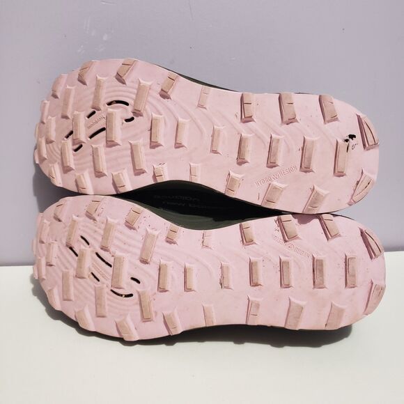 New Balance Women's Fuel Cell 2190 Black Gray Pink Trail Running Sneakers Sz 8.5 - Picture 9 of 12